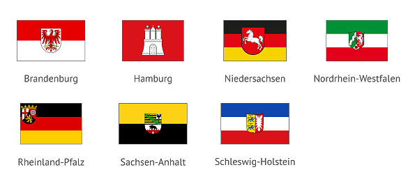 Die Flaggen der deutschen Bundesländer Brandenburg, Hamburg, Niedersachsen, Nordrhein-Westfalen, Rheinland-Pfalz, Sachsen-Anhalt und Schleswig-Holstein